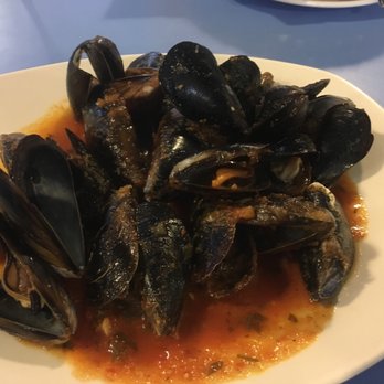 La Paradeta - Mussels - Seafood Near Me - Barcelona, B La Paradeta - Mussels - Seafood Near Me - Barcelona, B