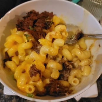 Café Muse - Macaroni and Cheese with brisket - Breakfast & Brunch Near Me - Royal Oak, Michigan Café Muse - Macaroni and Cheese with brisket - Breakfast & Brunch Near Me - Royal Oak, Michigan