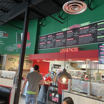 Javi's Tacos - Welch Plaza - Tacos Near Me - Omaha, Nebraska