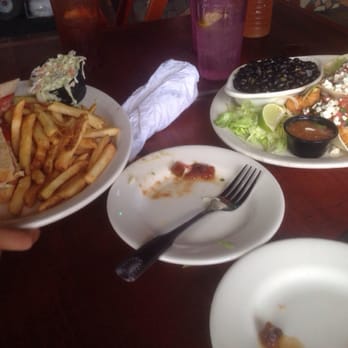 Pompano Joe's - Tuna sandwich and fish tacos - Seafood Near Me - Destin, Florida Pompano Joe's - Tuna sandwich and fish tacos - Seafood Near Me - Destin, Florida