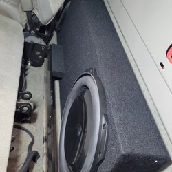 Stereo-In-Dash - Custom subwoofer box