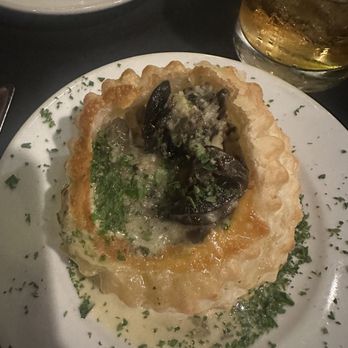 The Earle Restaurant - Escargots - Wine Bars Near Me - Ann Arbor, Michigan The Earle Restaurant - Escargots - Wine Bars Near Me - Ann Arbor, Michigan