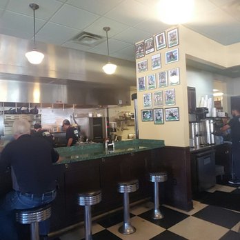 Metro Diner - Breakfast & Brunch Near Me - Jacksonville, Florida