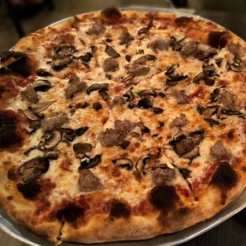 Camille's - Sausage mushroom pizza - Pizza Near Me - oakland park, Florida Camille's - Sausage mushroom pizza - Pizza Near Me - oakland park, Florida