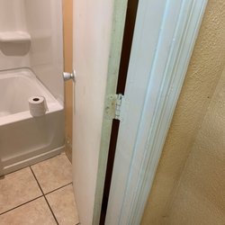 Door nasty