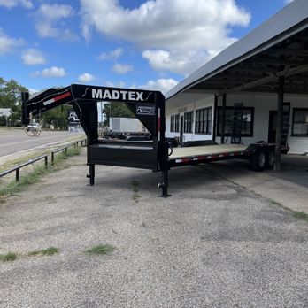 Preferred Trailers - Trailer Dealers Near Me - Clifton, Texas Preferred Trailers - Trailer Dealers Near Me - Clifton, Texas
