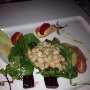 La Estancia - Salad with white beans, beets and citrus - Mexican Near Me - Marina Vallarta, JAL La Estancia - Salad with white beans, beets and citrus - Mexican Near Me - Marina Vallarta, JAL