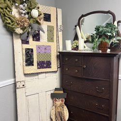 A Taste Of Andy's - This fall vignette makes this place feel like home.