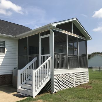 Ortiz Remodeling - a porch with a screened porch - General Contractors Near Me - Selma, North Carolina Ortiz Remodeling - a porch with a screened porch - General Contractors Near Me - Selma, North Carolina