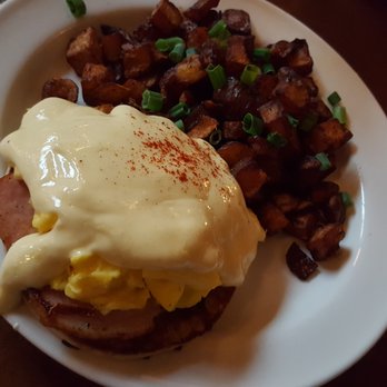 Spar Café - Scrambled eggs Benedict - Cafes Near Me - Olympia, Washington Spar Café - Scrambled eggs Benedict - Cafes Near Me - Olympia, Washington