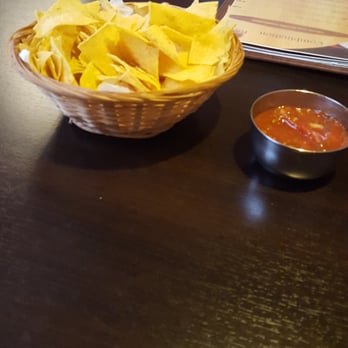 Primavera - Chips and salsa - Mexican Near Me - Kaiserslautern, RP Primavera - Chips and salsa - Mexican Near Me - Kaiserslautern, RP