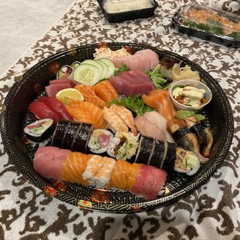 Kotobuki - Sushi and Sashimi Combo - Japanese Near Me - Hauppauge, New York