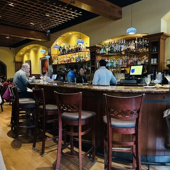 Cucina Paradiso - The bar - Italian Near Me - Petaluma, California Cucina Paradiso - The bar - Italian Near Me - Petaluma, California