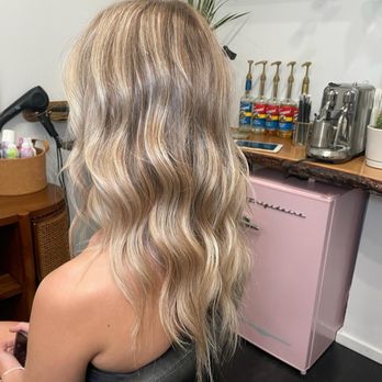 Sunkissed Bungalow - Hair Stylists Near Me - Huntington Beach, California Sunkissed Bungalow - Hair Stylists Near Me - Huntington Beach, California