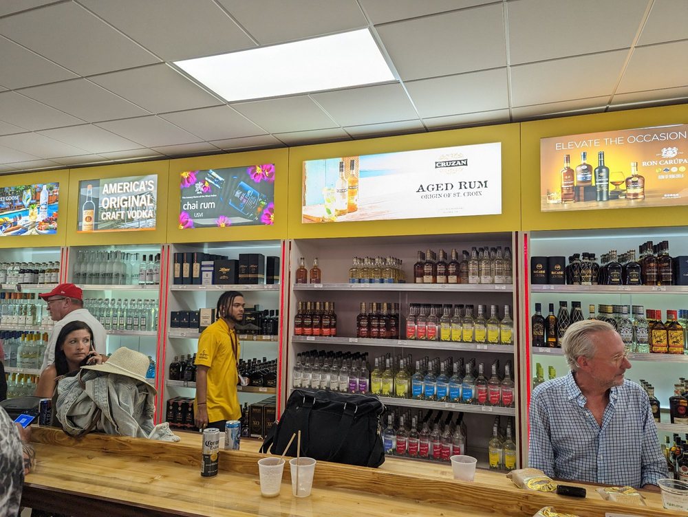 THE AIRPORT BAR AND RUM ROOM Updated June 2024 Airport Rd