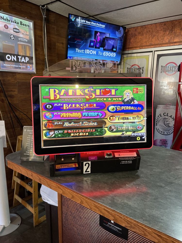 Bullseye's Sports Bar & Grille