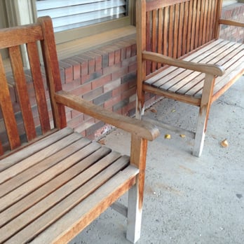 Andora - Ugly no curb appeal at andoras - New American Near Me - Sewickley, Pennsylvania Andora - Ugly no curb appeal at andoras - New American Near Me - Sewickley, Pennsylvania