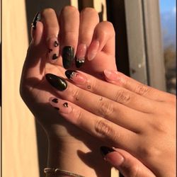 A2Z Nails - Nails by a2z
