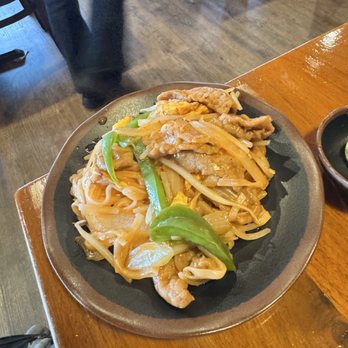 Sushi Kingdom - Chicken Pad Thai - Japanese Near Me - Orange, Connecticut