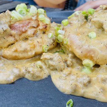 The Brookdale - Biscuits and Gravy - Bars Near Me - Bloomfield, New Jersey