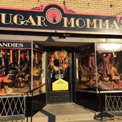 Sugar Momma's - The cutest store front ever