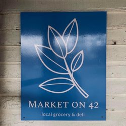 Market on 42