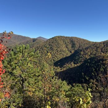 Lookout Trail and Mountain - Hiking Near Me - Montreat, North Carolina