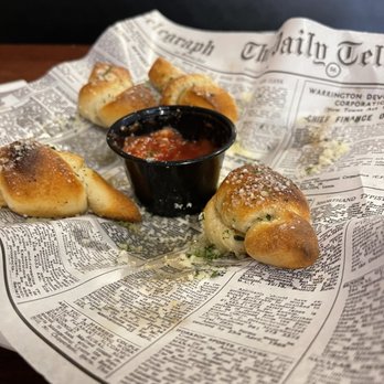 Brickhouse Pizzeria - Garlic Knots - Chicken Wings Near Me - Rifle, Colorado