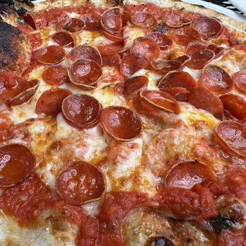Fondi Pizzeria - Pepperoni pizza - Pizza Near Me - Gig Harbor, Washington