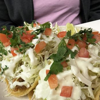Uncle Mac’s Kitchen - Single GEORGE Fish Taco Single GABE Portobello Taco - Seafood Near Me - Gardena, California