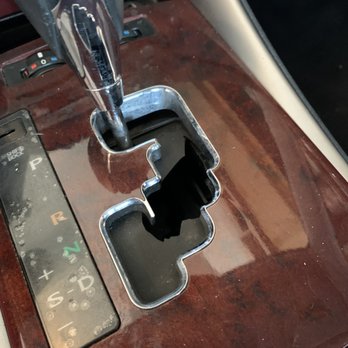 Effortless Mobile Auto Services - Damaged stick shift cover. - Auto Detailing Near Me - Phoenix, Arizona
