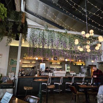 Parlor Public House - Coffee & Tea Near Me - Indianapolis, Indiana