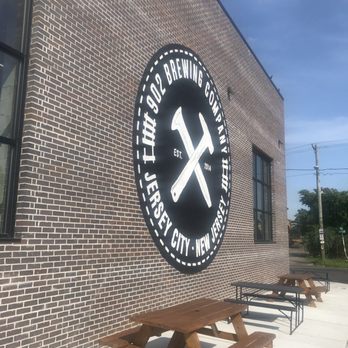 902 Brewing - Front logo - Breweries Near Me - Jersey City, New Jersey