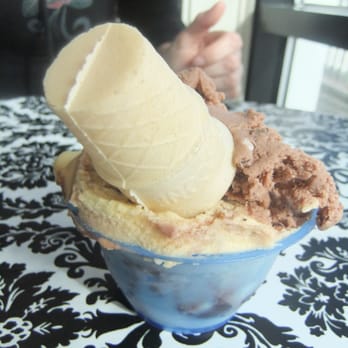 Dolce Crema Cafe - Gelato served with a mini cone - Desserts Near Me - Old Orchard Beach, Maine Dolce Crema Cafe - Gelato served with a mini cone - Desserts Near Me - Old Orchard Beach, Maine