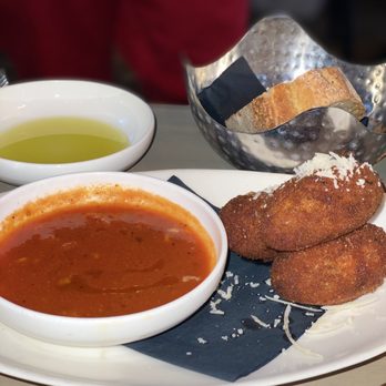 I'm Eddie Cano - Spupli al telefono - Italian Near Me - Washington, DC, District of Columbia I'm Eddie Cano - Spupli al telefono - Italian Near Me - Washington, DC, District of Columbia
