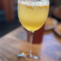 Brookfields Restaurant Sacramento - Mango mimosa