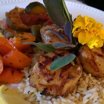 Sharpe Hill Vineyard - Sea scallops - Wineries Near Me - Pomfret, Connecticut Sharpe Hill Vineyard - Sea scallops - Wineries Near Me - Pomfret, Connecticut