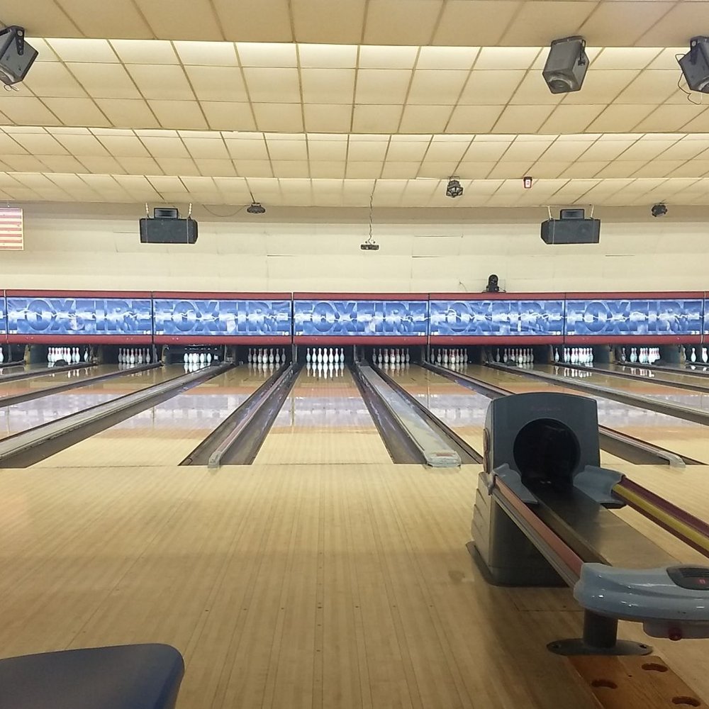 Foxfire Lanes - 24 lanes of shiny smoothness - Amusement Parks Near Me - Kannapolis, North Carolina