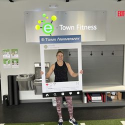 E-Town Fitness - One of our great Lifestyle clients Amy celebrating being a member with us for 6 years!!