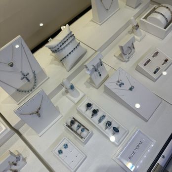 Helzberg Diamonds - Jewelry Near Me - Tulsa, Oklahoma Helzberg Diamonds - Jewelry Near Me - Tulsa, Oklahoma