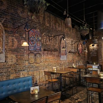 Armoury DE - Bars Near Me - Dallas, Texas