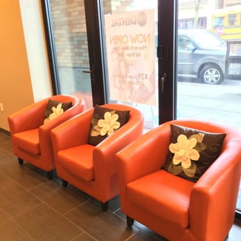 8 to 8 Dental - Capitol Hill - Patient's waiting area - General Dentistry Near Me - Seattle, Washington 8 to 8 Dental - Capitol Hill - Patient's waiting area - General Dentistry Near Me - Seattle, Washington