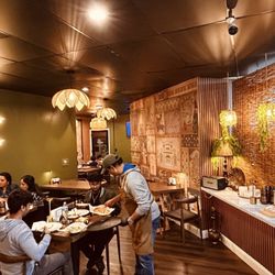 Virasat Indian Cuisine - Indoor Ambience