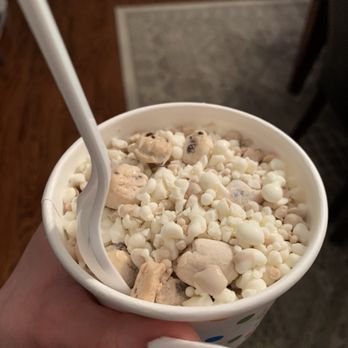Ice Palace - a person holding a bowl of food - Ice Cream & Frozen Yogurt Near Me - Oakdale, New York Ice Palace - a person holding a bowl of food - Ice Cream & Frozen Yogurt Near Me - Oakdale, New York