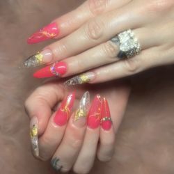 E'clat Nails & Spa