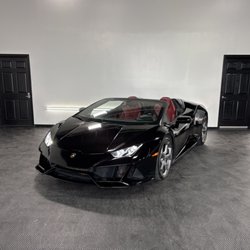 Philadelphia Exotic Rentals - Lamborghini Huracan EVO Spyder