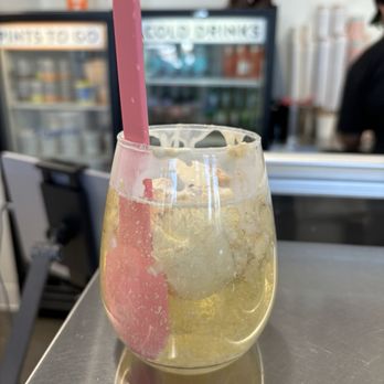 Scoops On Tap - Chardonnay with pb crackers ice cream - Ice Cream & Frozen Yogurt Near Me - Covina, California