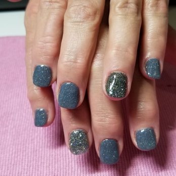 Roosevelt Nails Bar - Nail Salons Near Me - Seattle, Washington