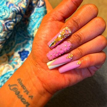 Fancy Nails & Spa - Nail Salons Near Me - Lake Elsinore, California