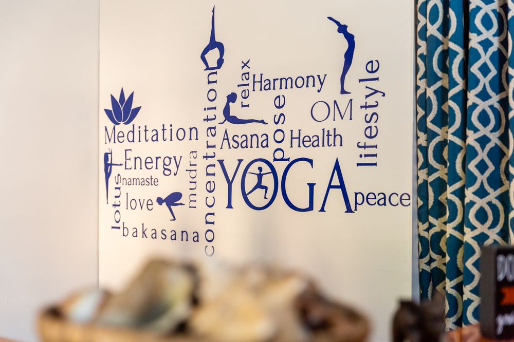 Pearl Yoga & Fitness Logo